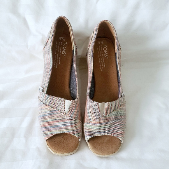 Toms Rainbow Stripe Wegde Peeptoe Shoe - Picture 4 of 12